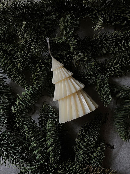 Brad din ceară de soia naturală cu miros de portocală, scorțișoară, vanilie